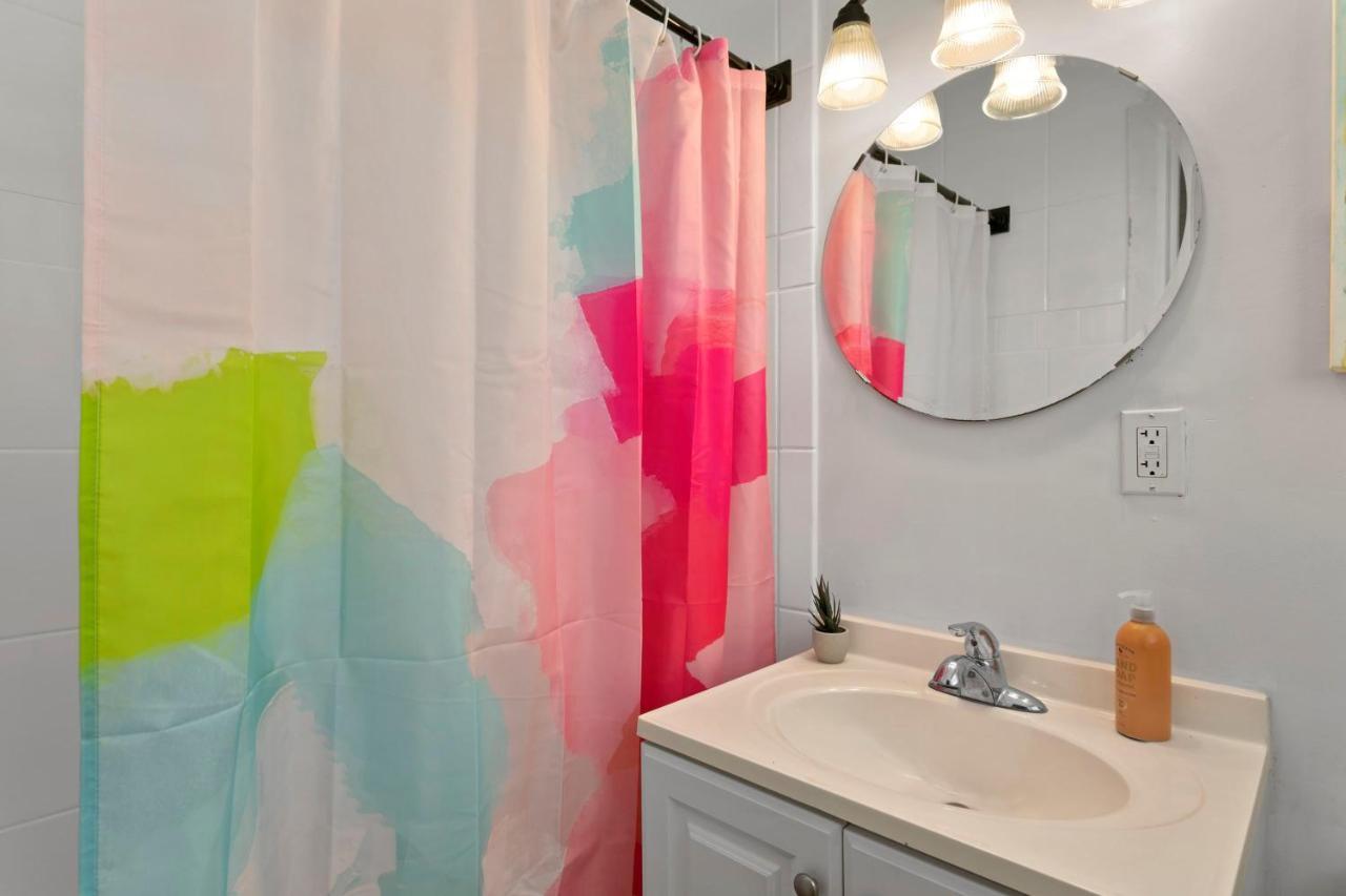 Bayside Safari 1Bed 1 Bath Apartment Tampa Eksteriør bilde